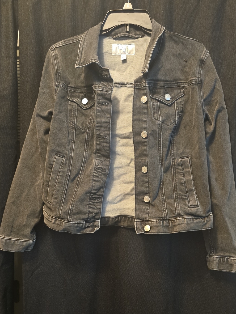 Time and Tru Women's Washed Black Denim Jacket